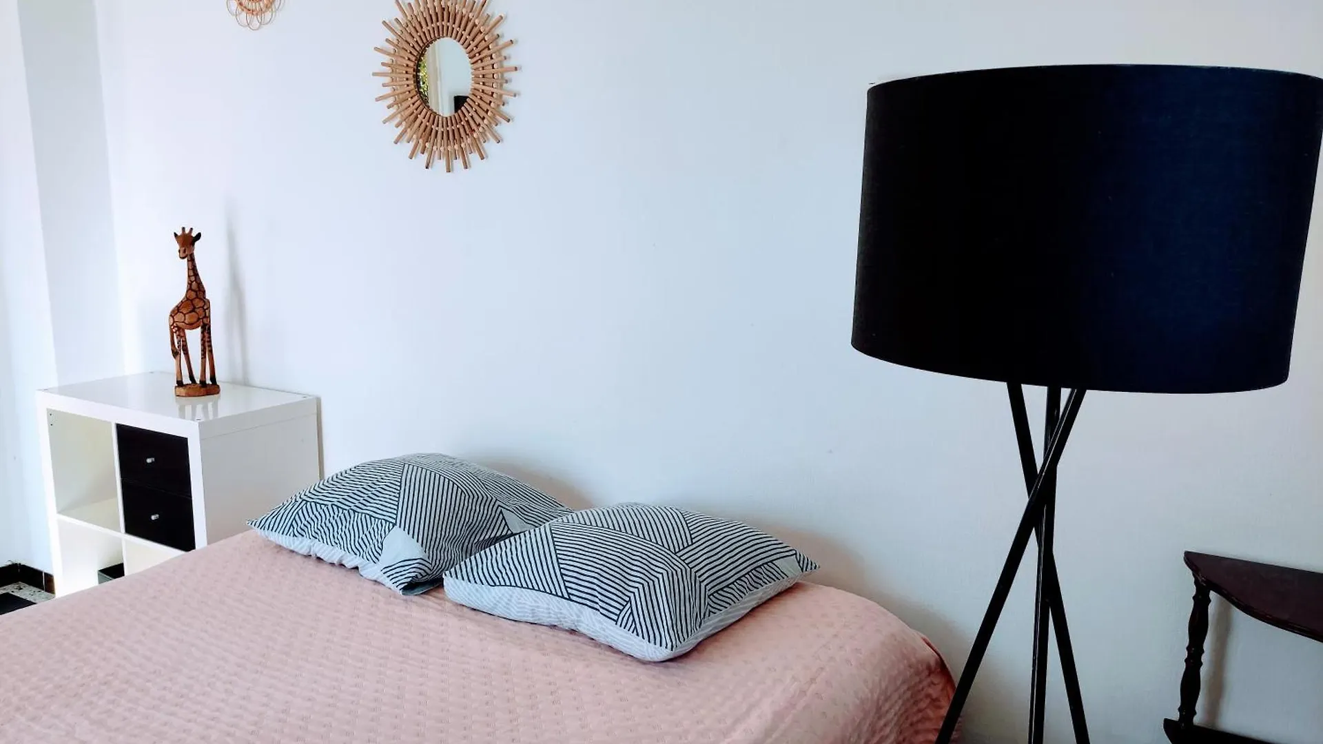 Appartement Studio Prive - Terrasse, Parking, Wifi Aix-en-Provence